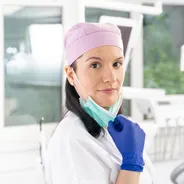 Dr. Roxana Usturoi